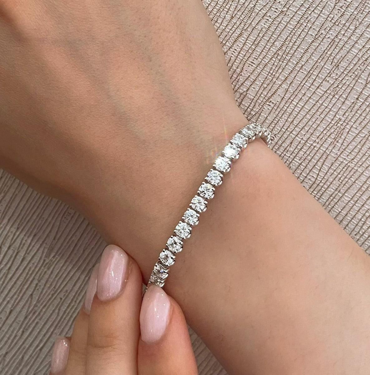 Bracciale "Eternity" Tennis - Praticità ed Eleganza