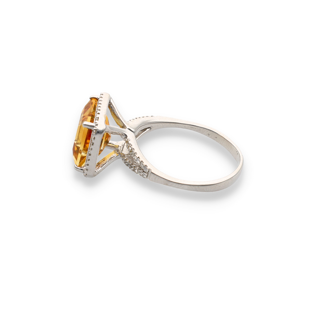 DazzlingRock Collection 18 K oro 8 x 6 mm taglio rotondo citrino nuziale da donna solitario anello di fidanzamento, Oro giallo, 22, cod. DR5601 4032 18KY 10 DazzlingRock Collection 18 K oro 8 x 6 mm taglio rotondo citrino nuziale da donna solitario anello di fidanzamento, Oro giallo, 22, cod. DR5601 4032 18KY 10