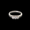 Anello Trilogy in oro bianco 18kt e diamanti